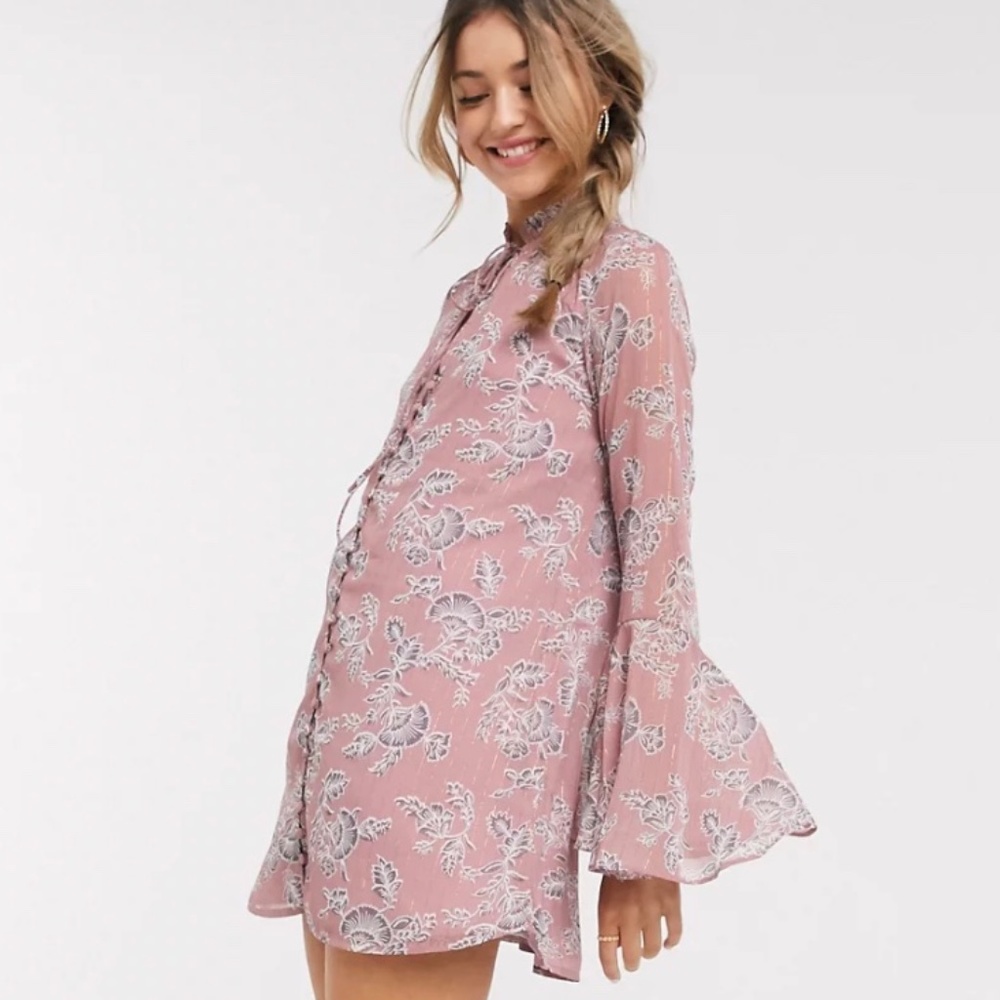 En Creme Floral Mini Dress